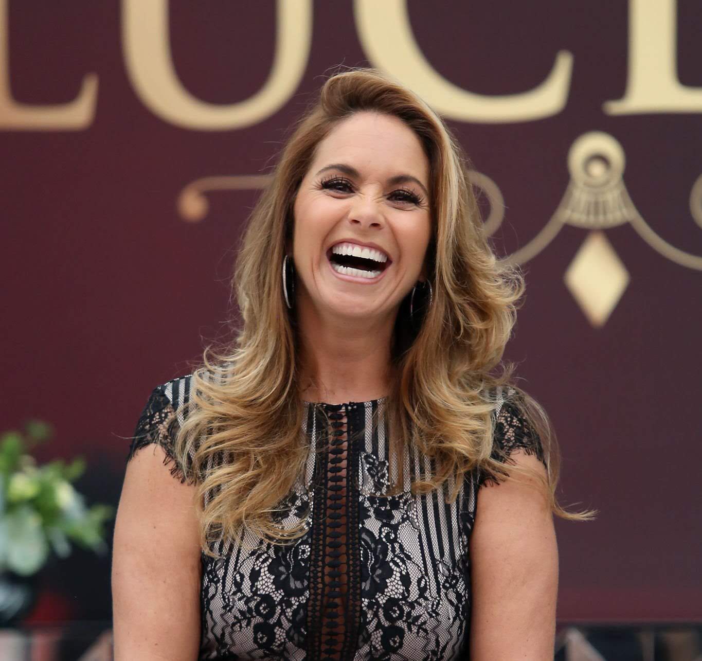 LUCERO PRESENTACIOON COLECCION PRICE SHOES 2019